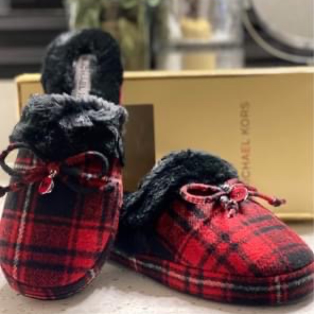 Michael Kors Carter Slippers